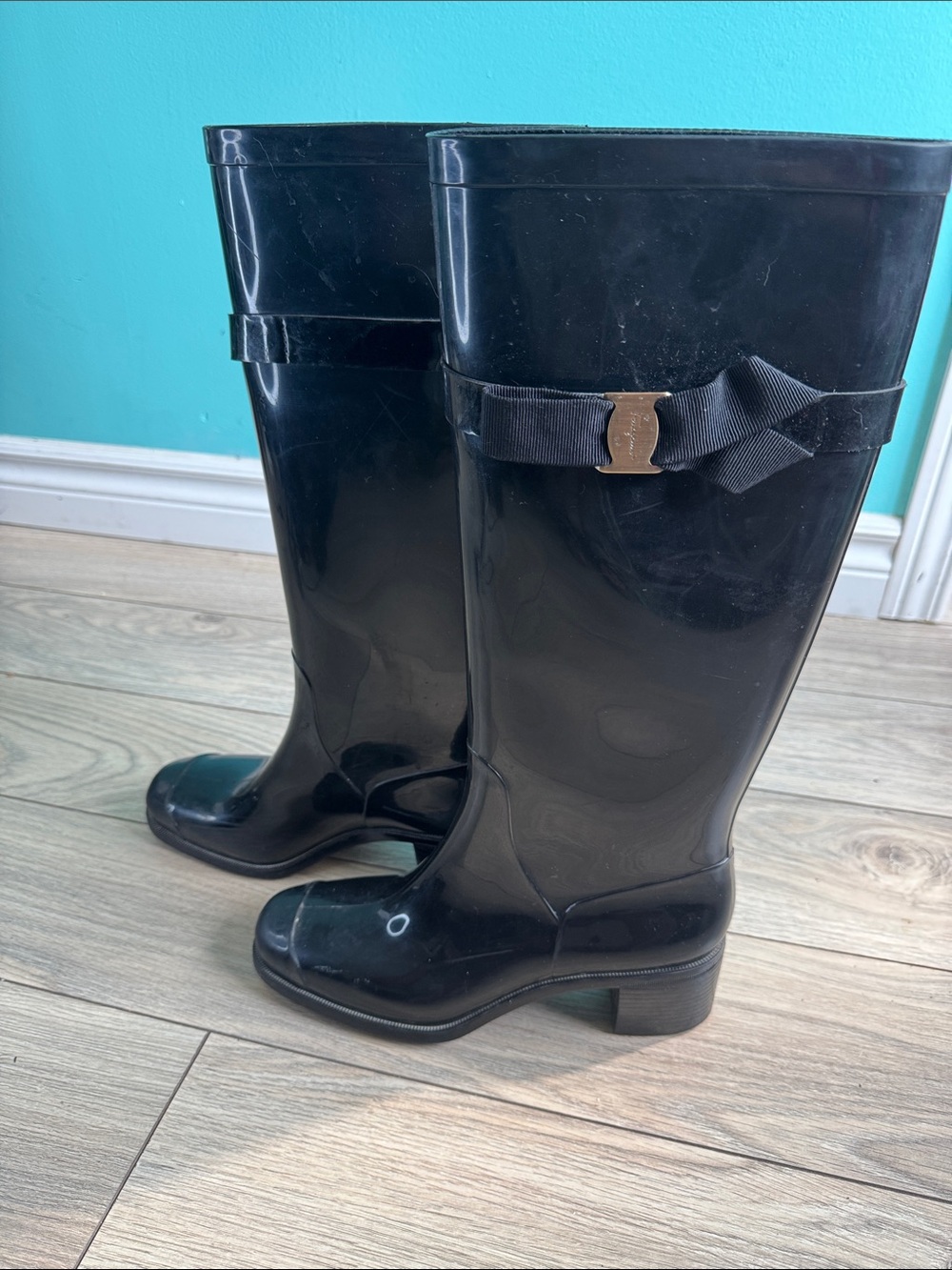 Salvatore Ferragamo Black Gloss Rain Boots with Bow and Logo Accent
